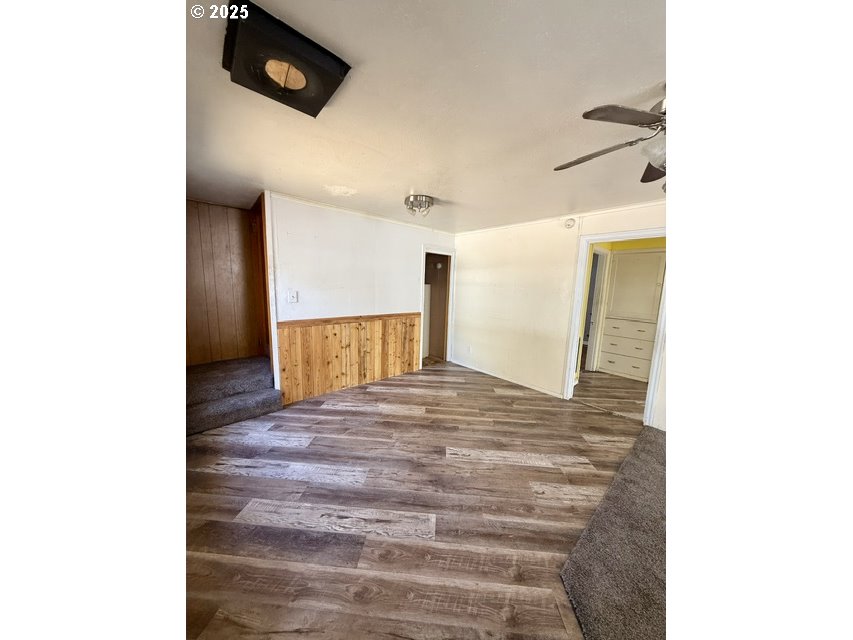 318 SW BRENT DR