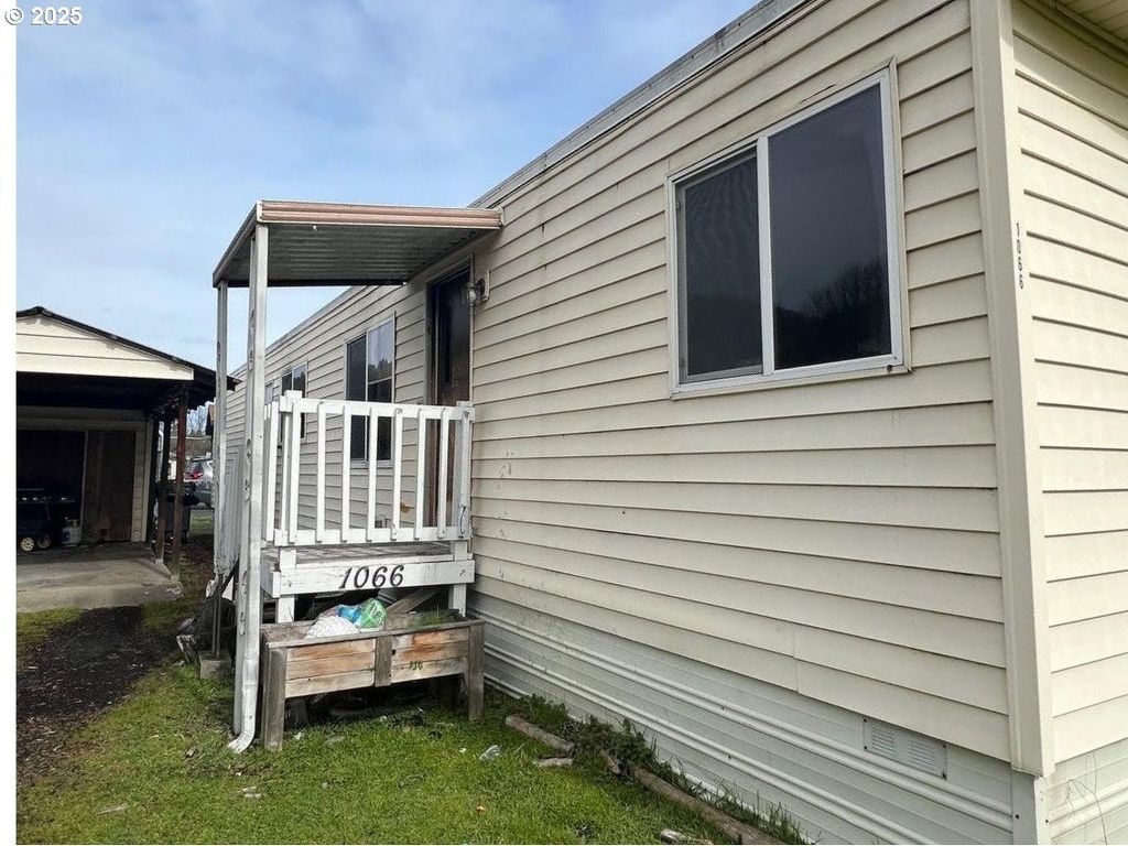listing image 0