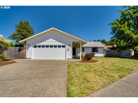 Photo of 1171 Valley Butte Dr, Eugene, OR 97401 (MLS # 248202118)