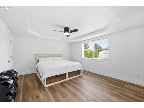 Tiny photo for 74 Sunday Dr, Creswell, OR 97426 (MLS # 325868665)