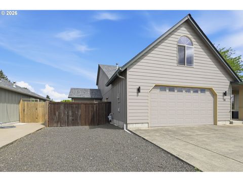 Tiny photo for 74 Sunday Dr, Creswell, OR 97426 (MLS # 325868665)