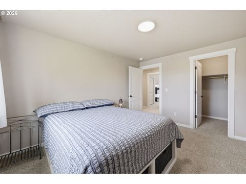 Tiny photo for 74 Sunday Dr, Creswell, OR 97426 (MLS # 325868665)