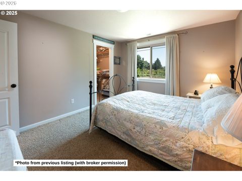 Tiny photo for 74 Sunday Dr, Creswell, OR 97426 (MLS # 325868665)