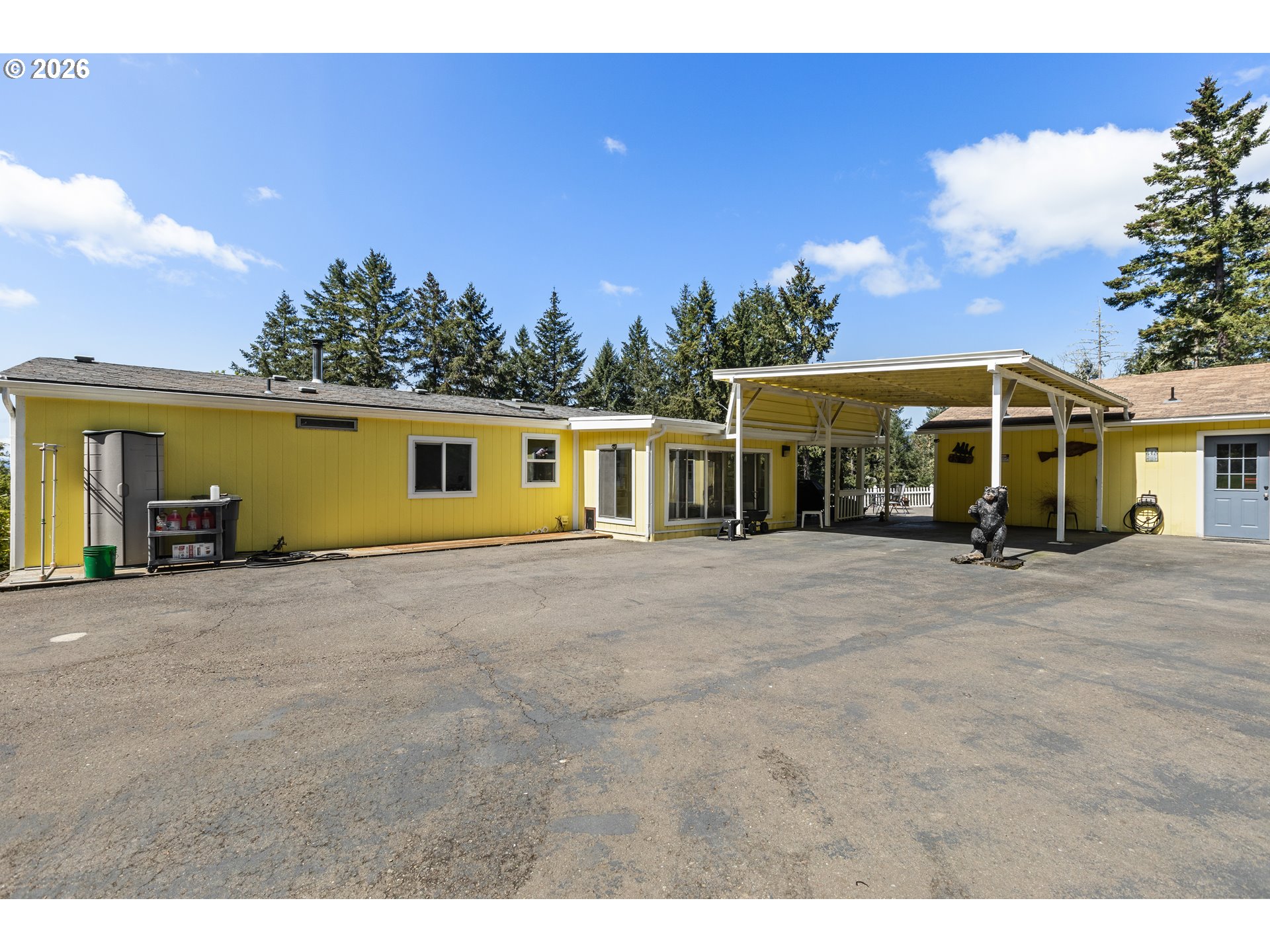 1160 CLEVELAND LOOP DR