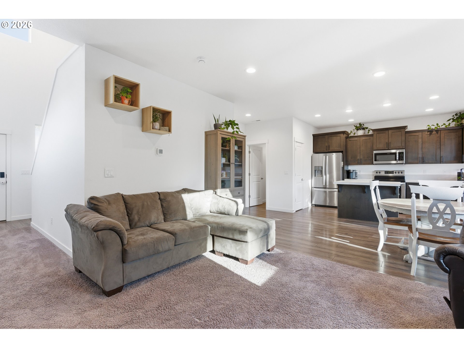 2597 NE CURRIN CREEK DR