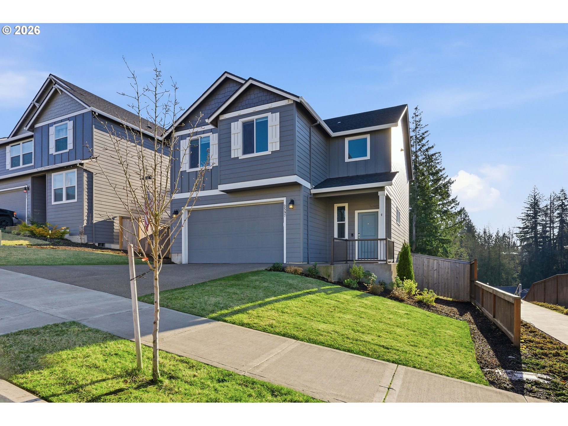 2597 NE CURRIN CREEK DR