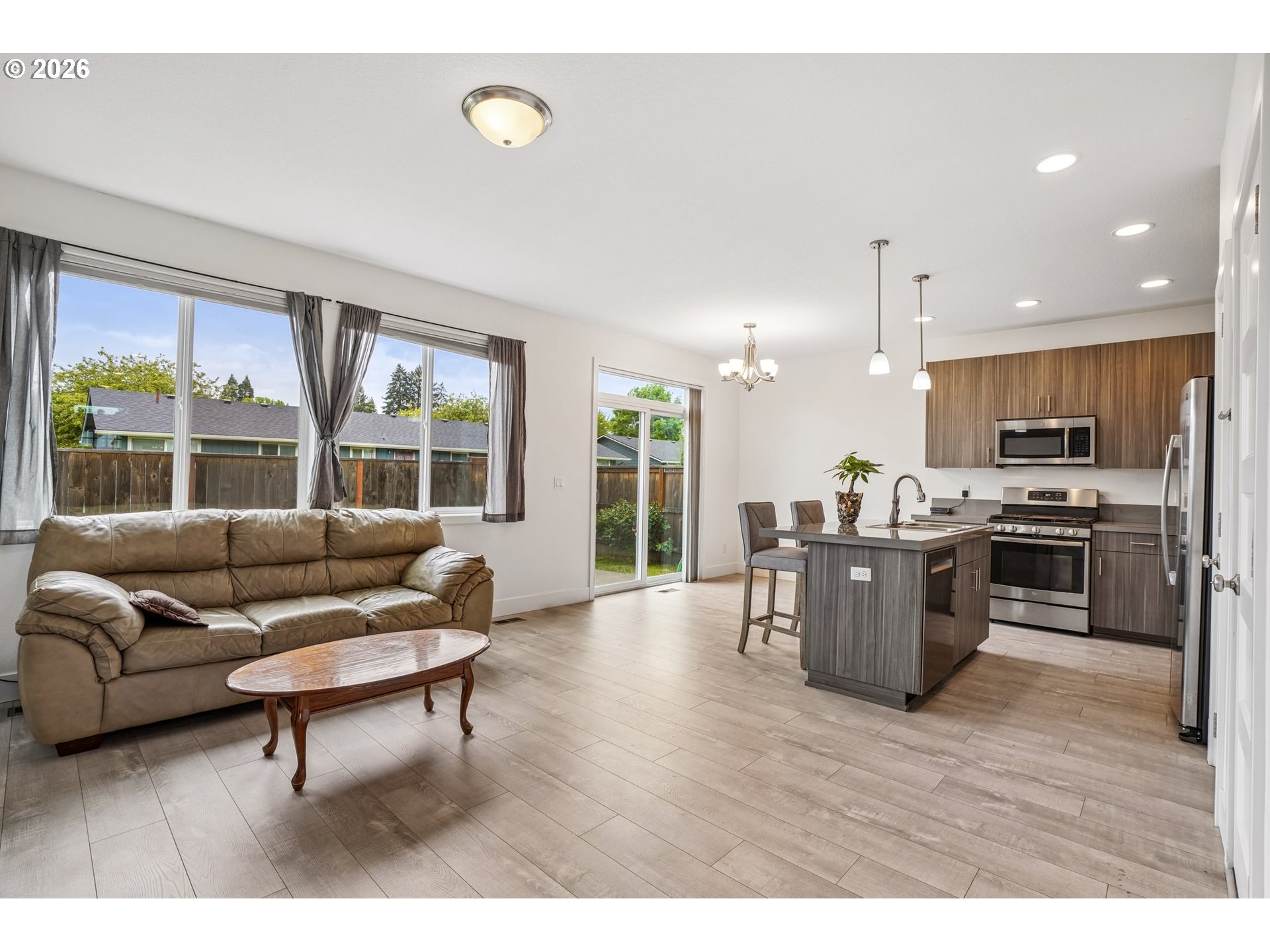 1823 N PAGE CT
