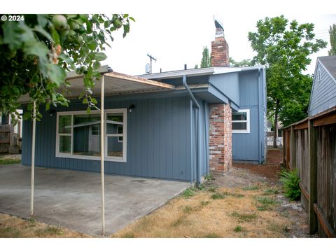 A home in McMinnville