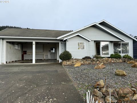 A home in Gold Beach