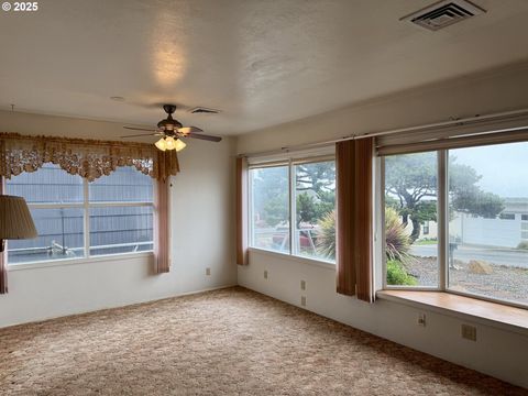 A home in Gold Beach