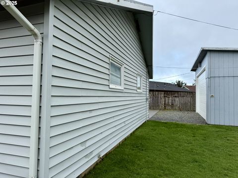 A home in Gold Beach