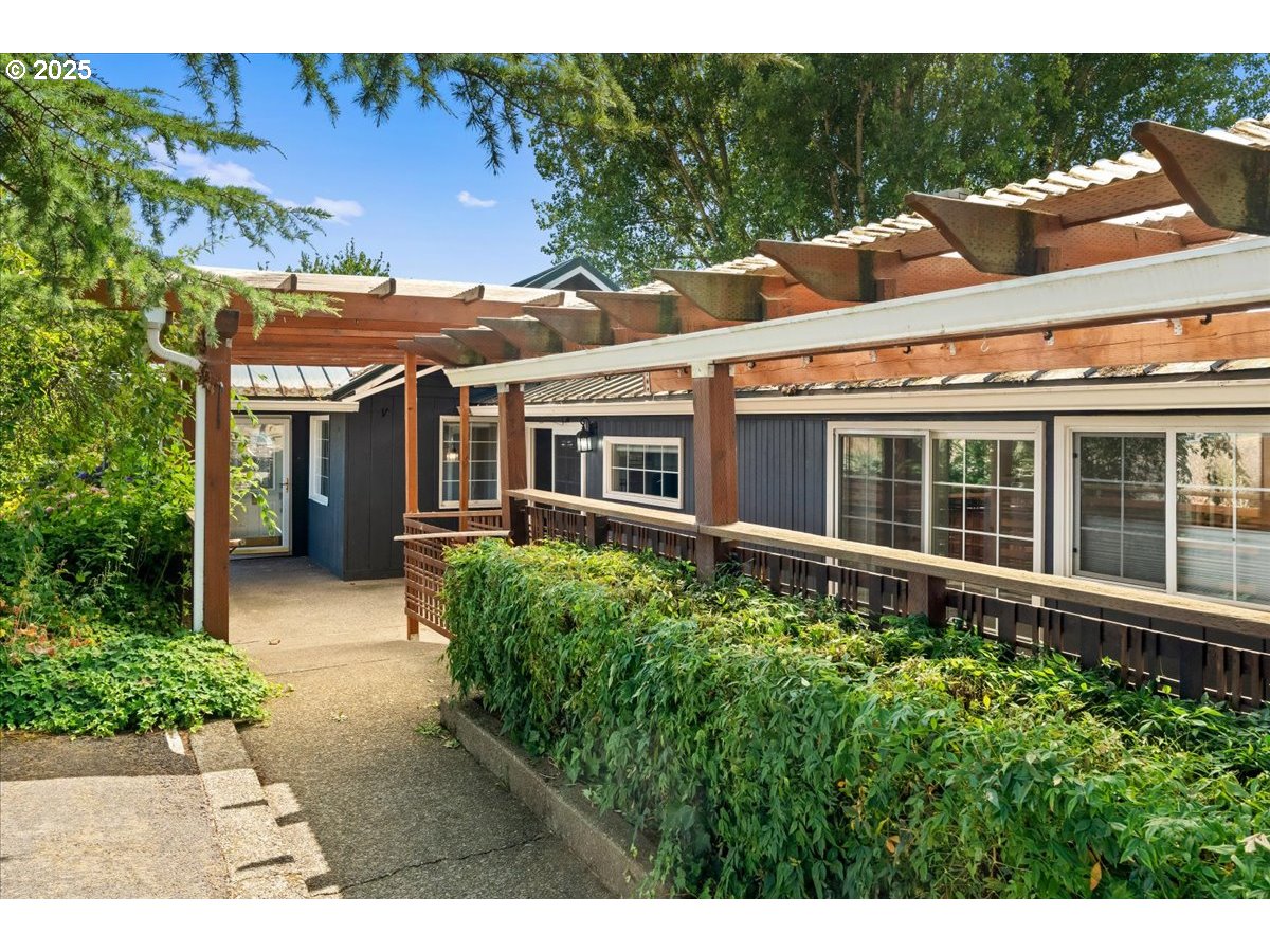 16780 SW MUDDY VALLEY RD