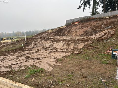 16092 Serres Farms WAY 51 Oregon City OR 97045