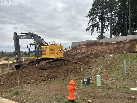 16092 Serres Farms WAY 51 Oregon City OR 97045