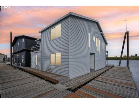 34321 Johnsons Landing RD B6 Scappoose OR 97056