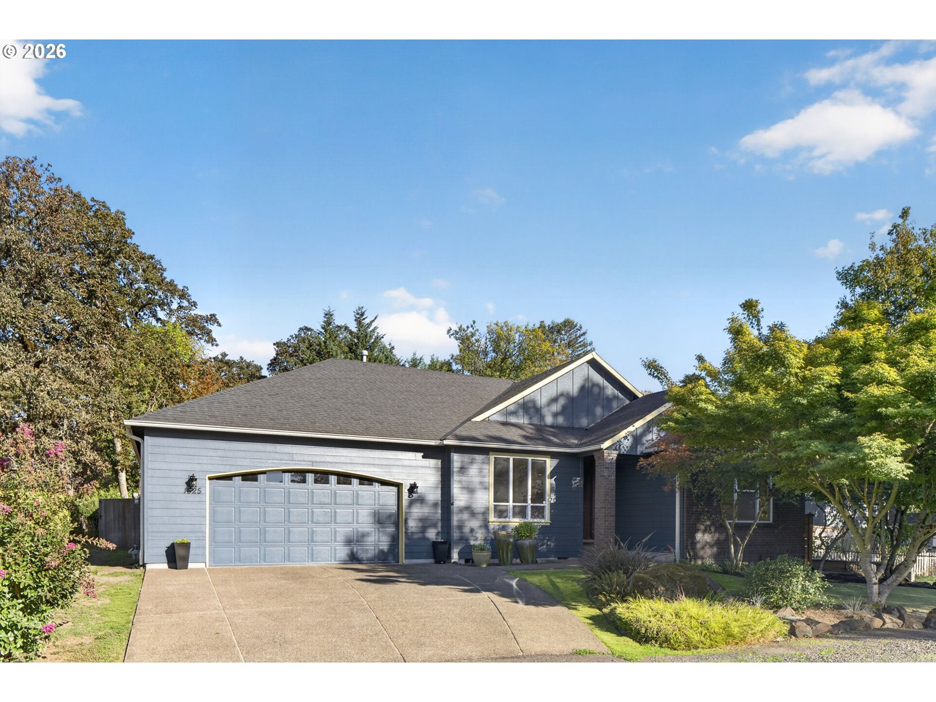 1325 SE DUSTIN DR