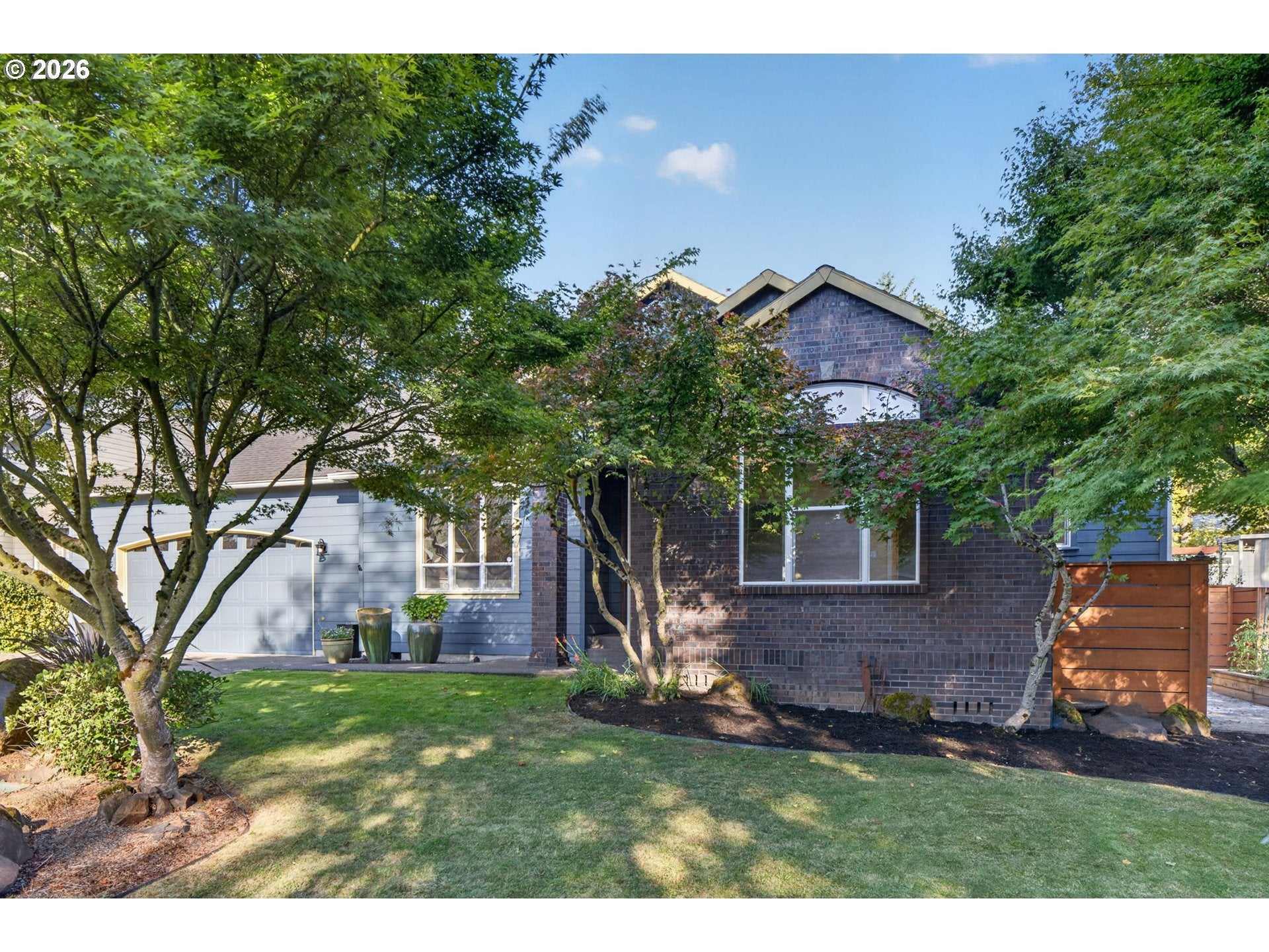 1325 SE DUSTIN DR