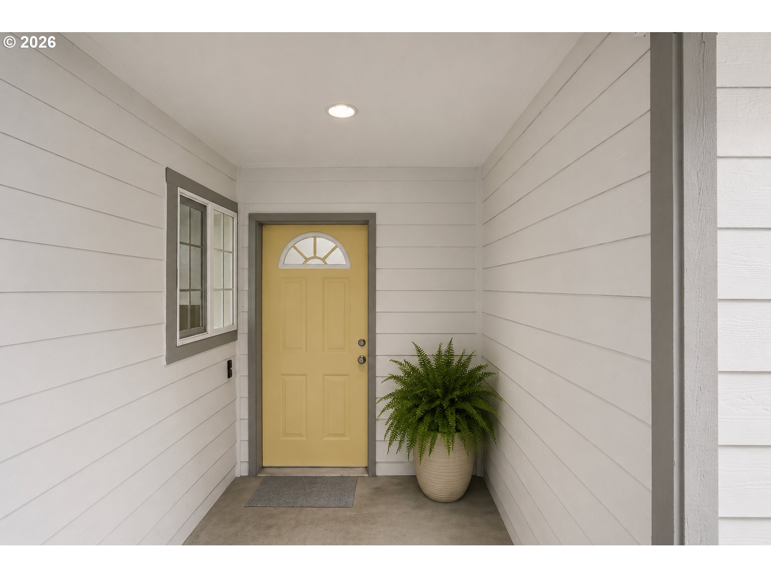 418 WALNUT WAY