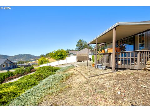 A home in Roseburg