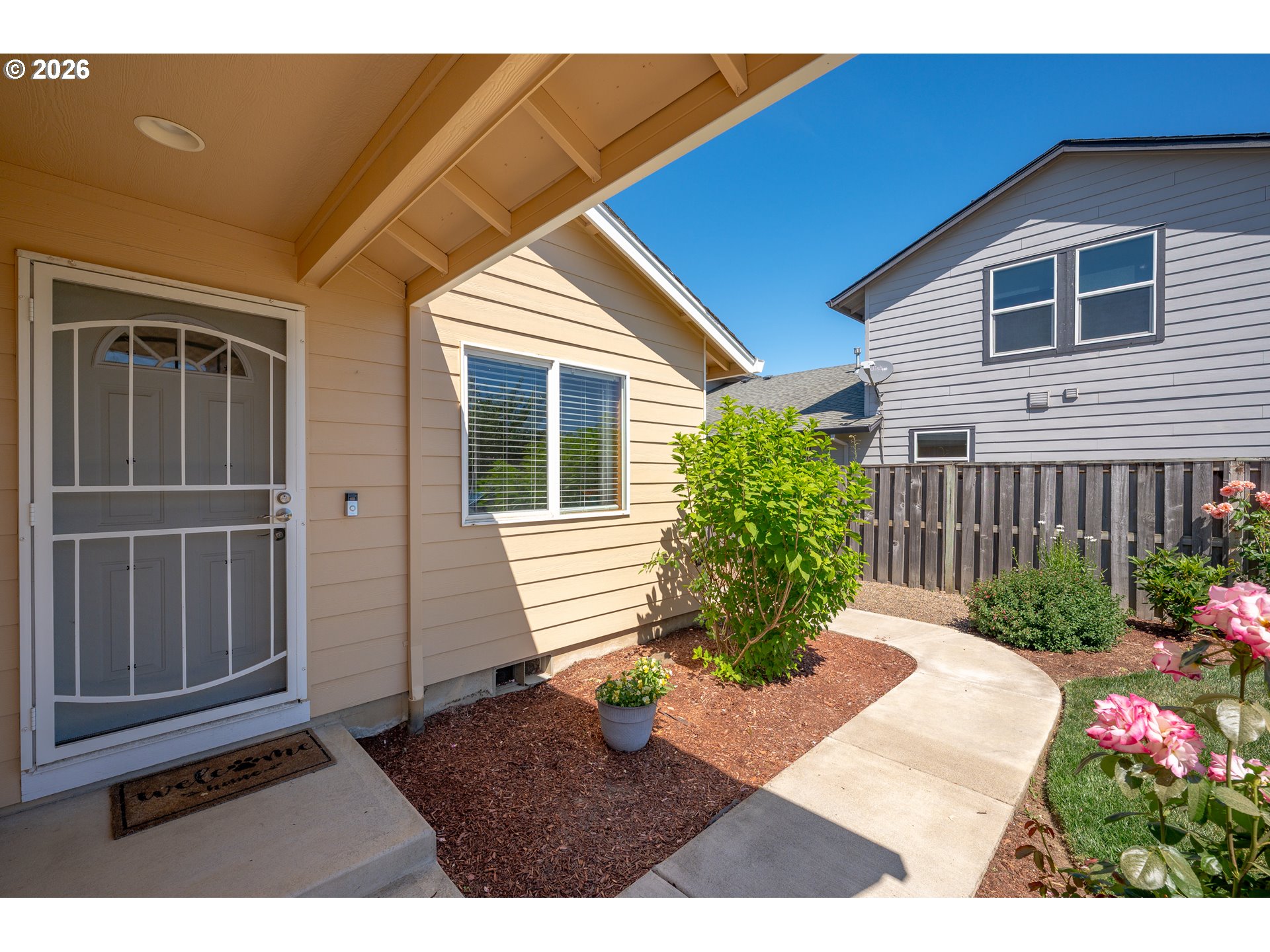 1425 SW EMILY DR