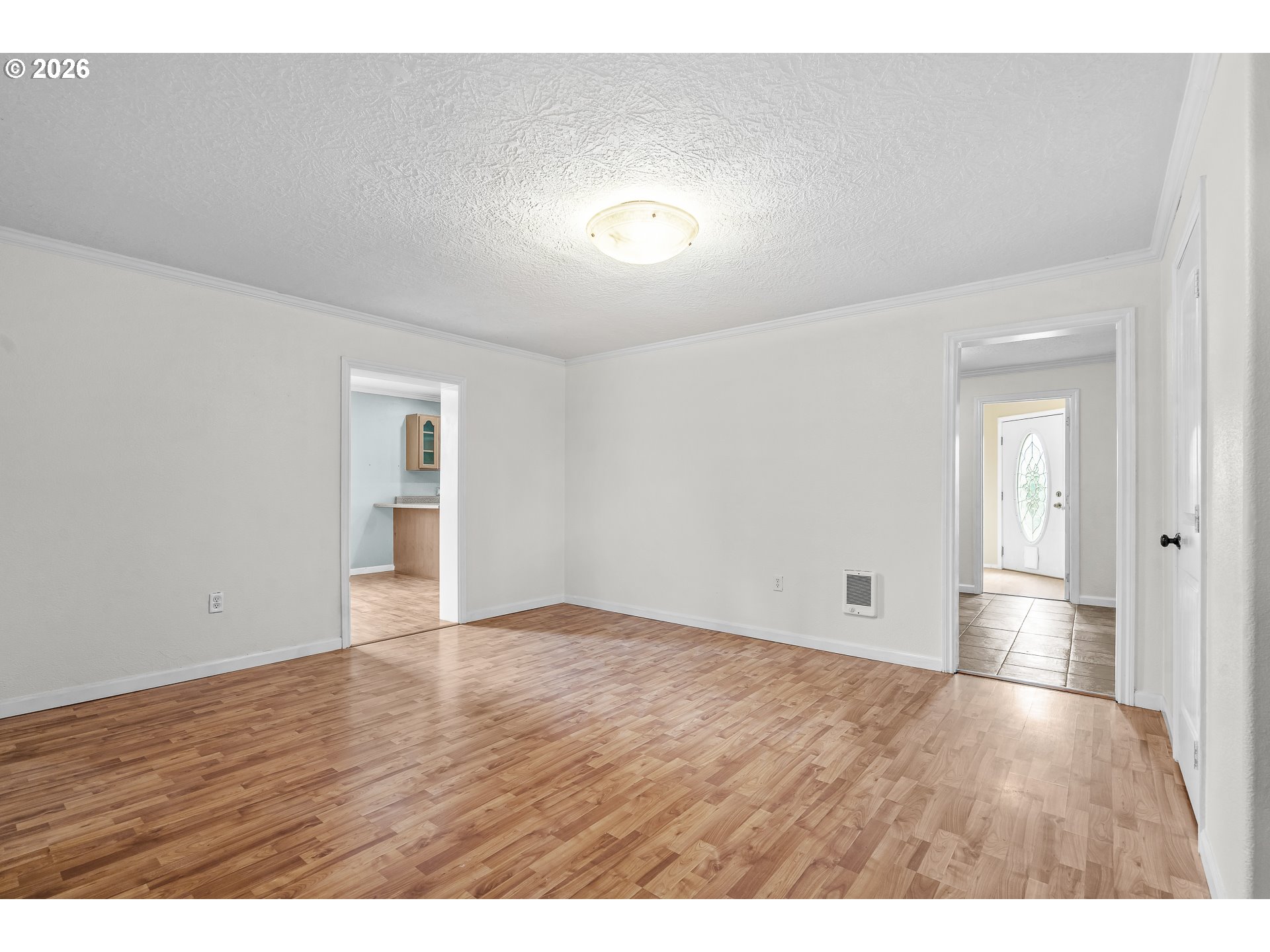 301 FLOWER LN