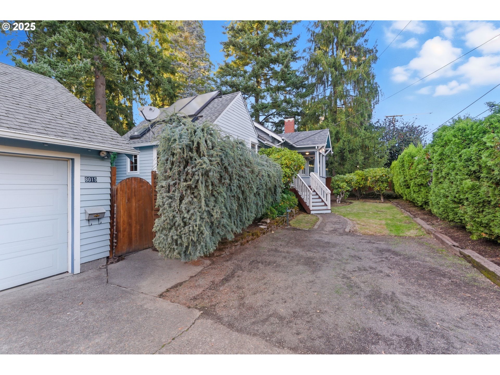 8015 SW 45TH AVE