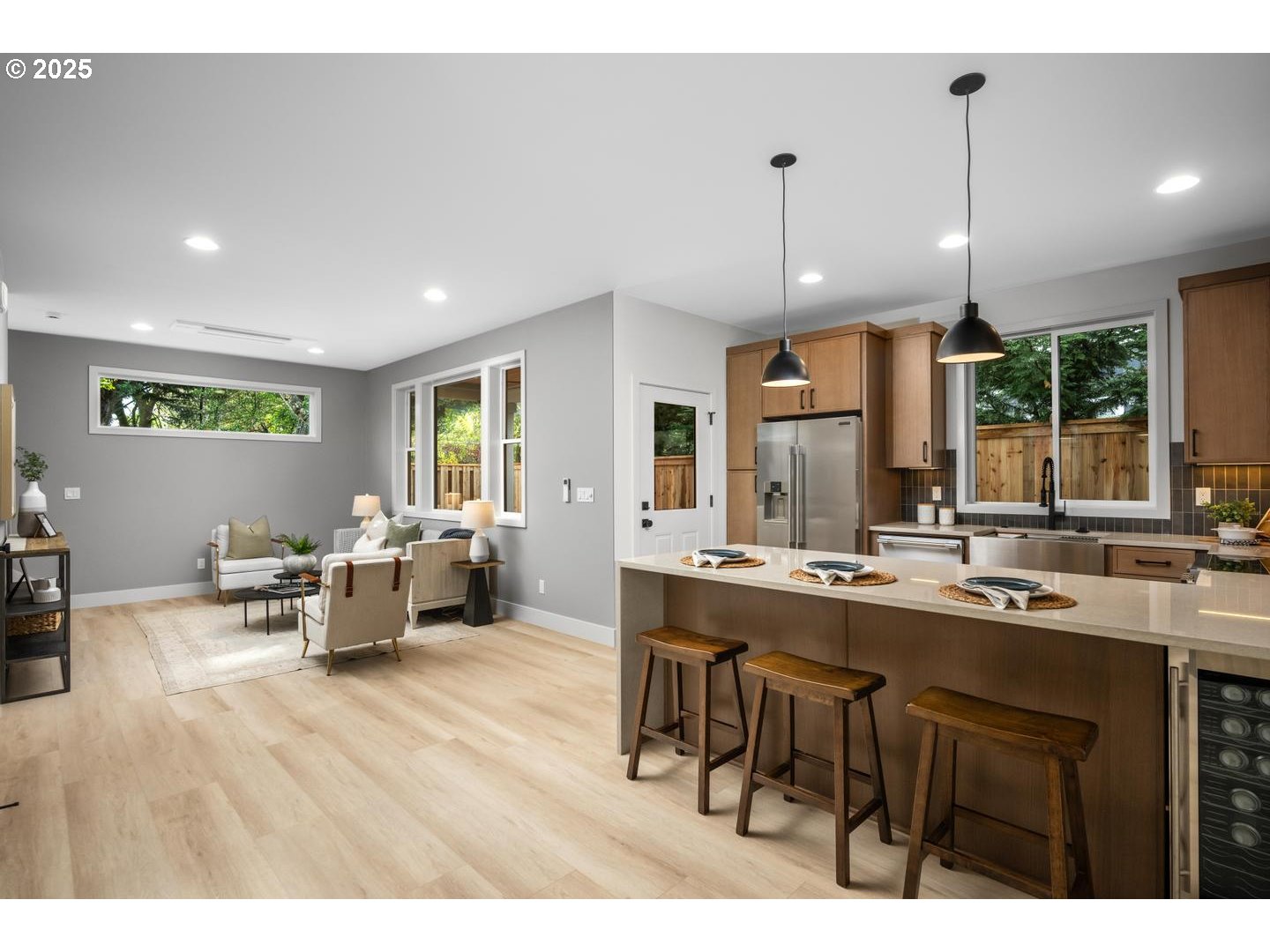 2624 N Kilpatrick ST