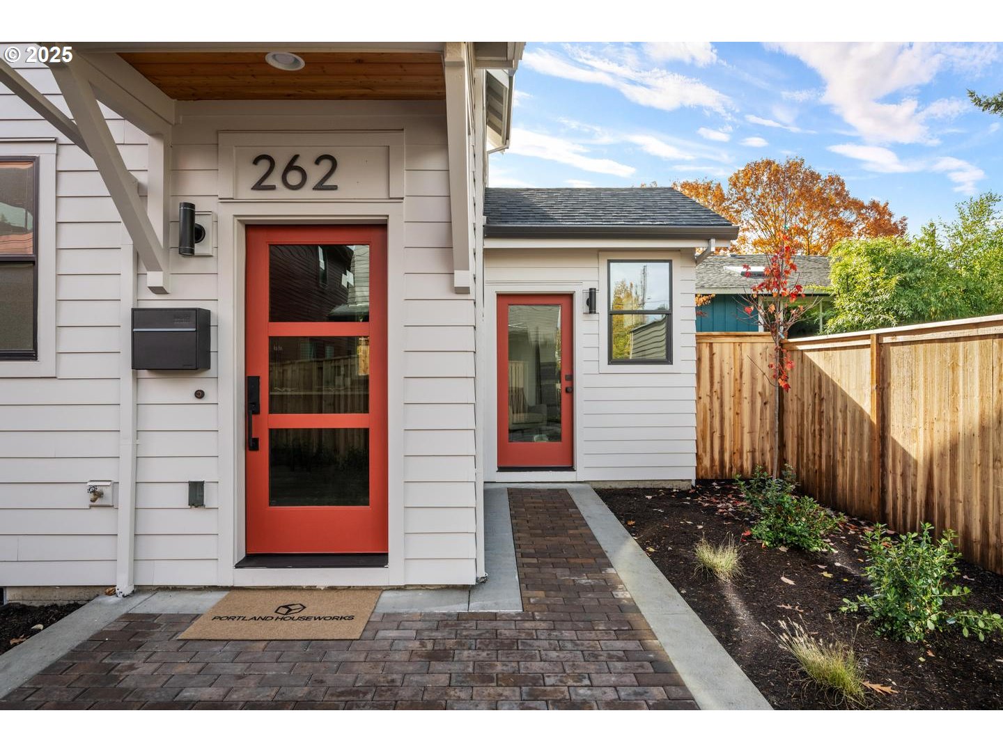 2624 N Kilpatrick ST