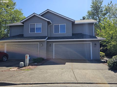 9439 SW CLARIDGE DR Tigard OR 97223