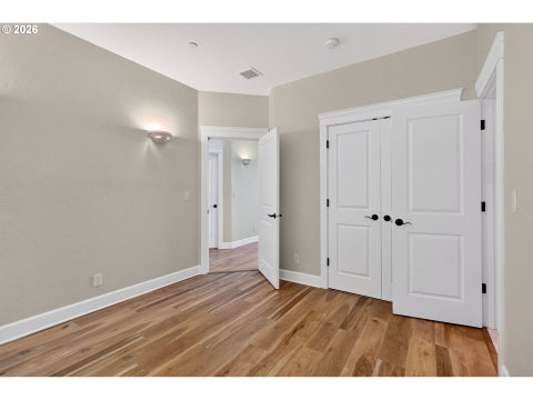 Tiny photo for 733 Queens Ave, Creswell, OR 97426 (MLS # 618682108)