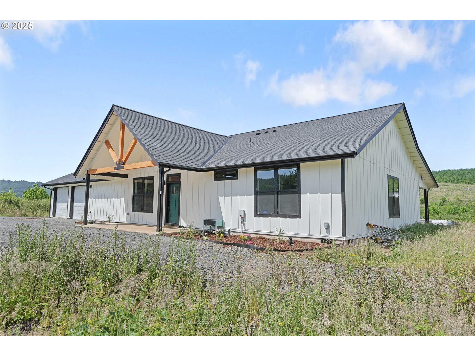279 STEWART DR