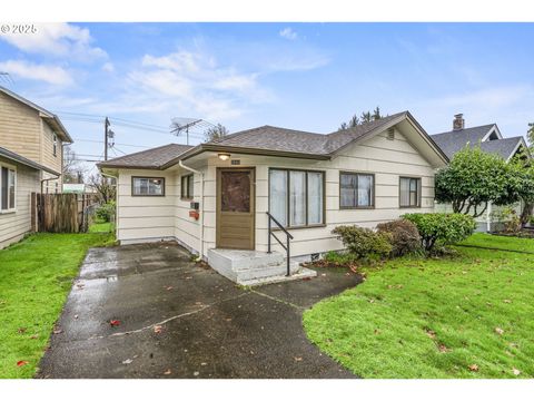 2843 HEMLOCK ST Longview WA 98632