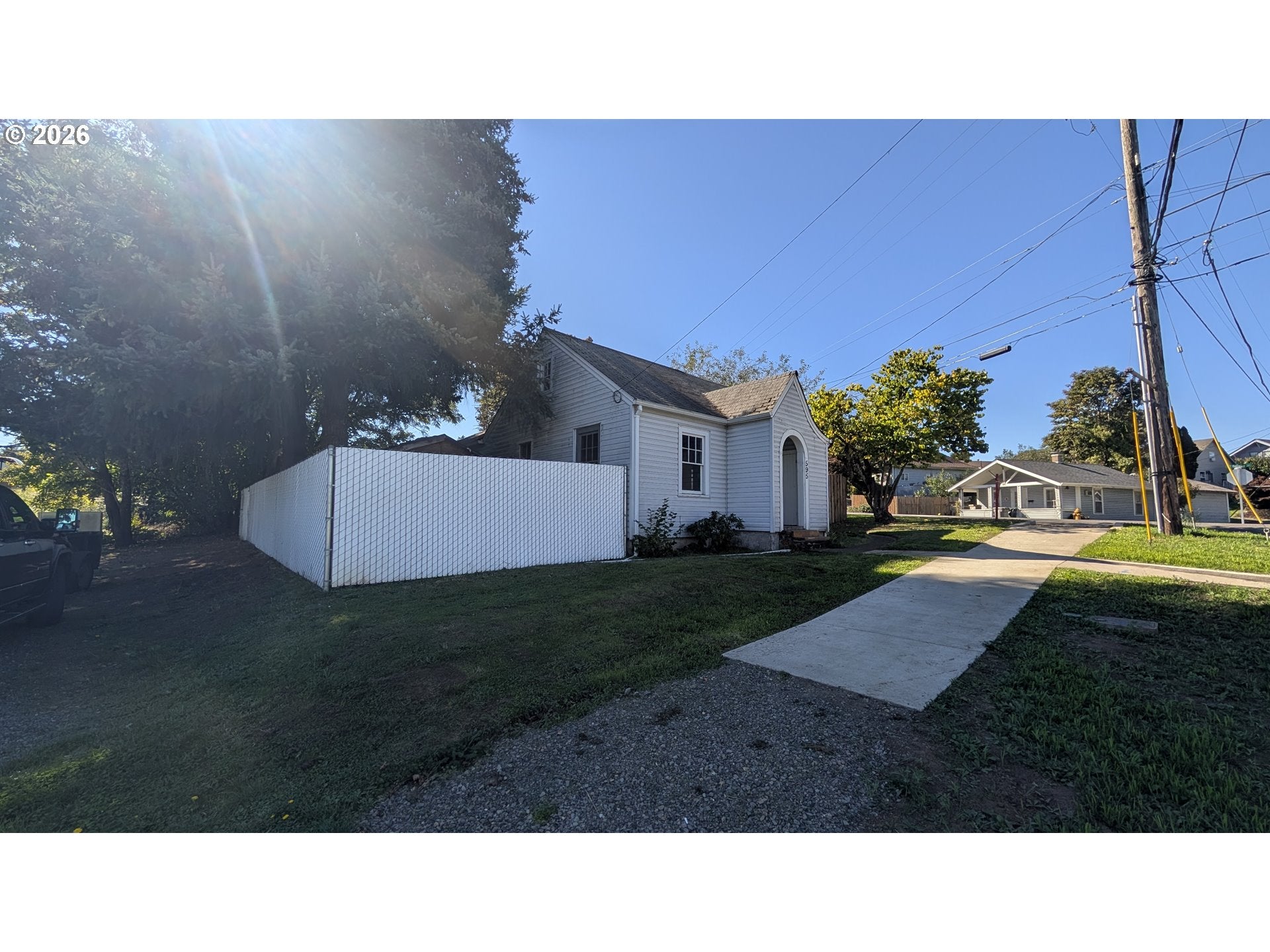 595 SW CLAY ST