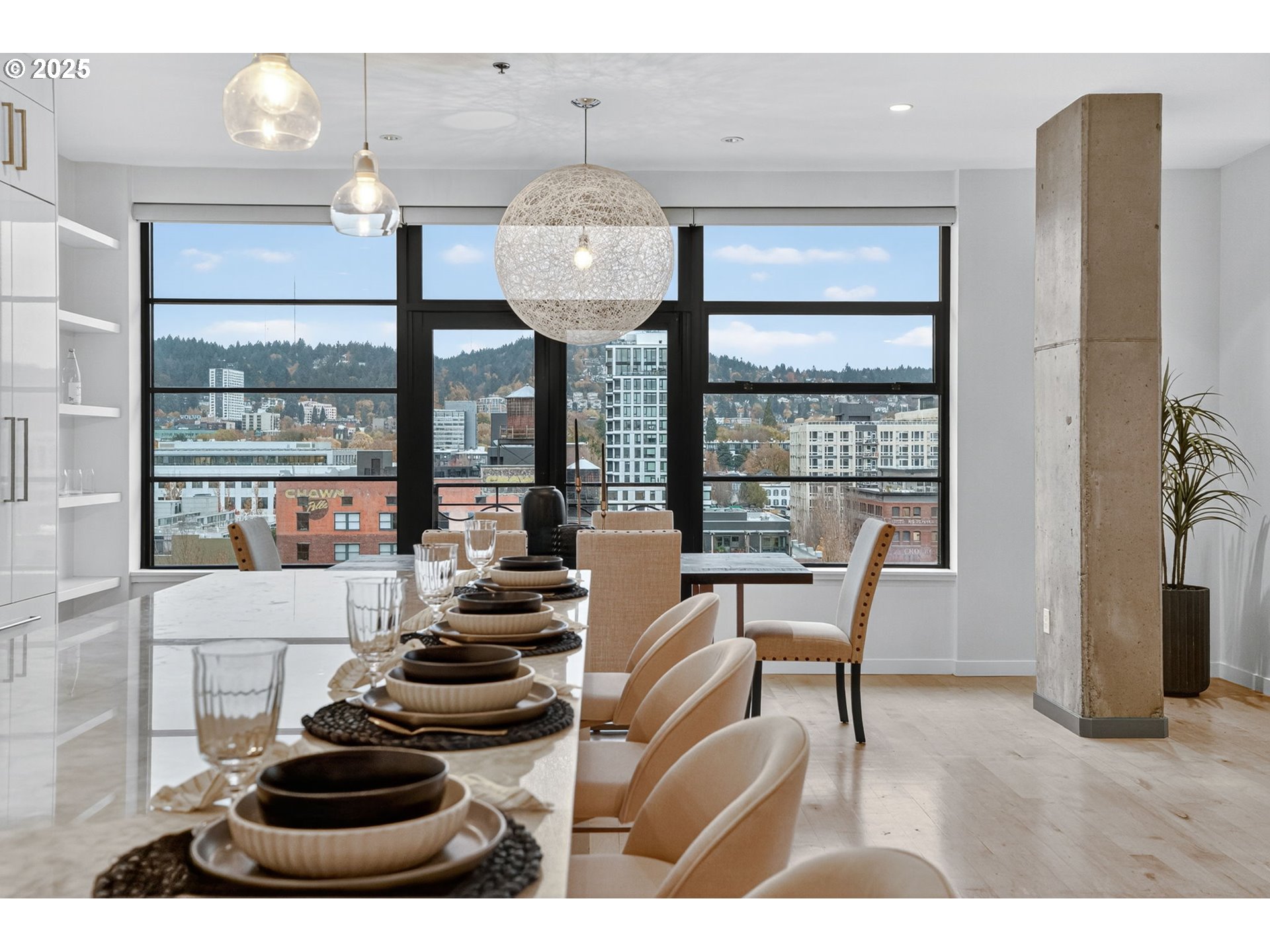 420 NW 11TH AVE 1009