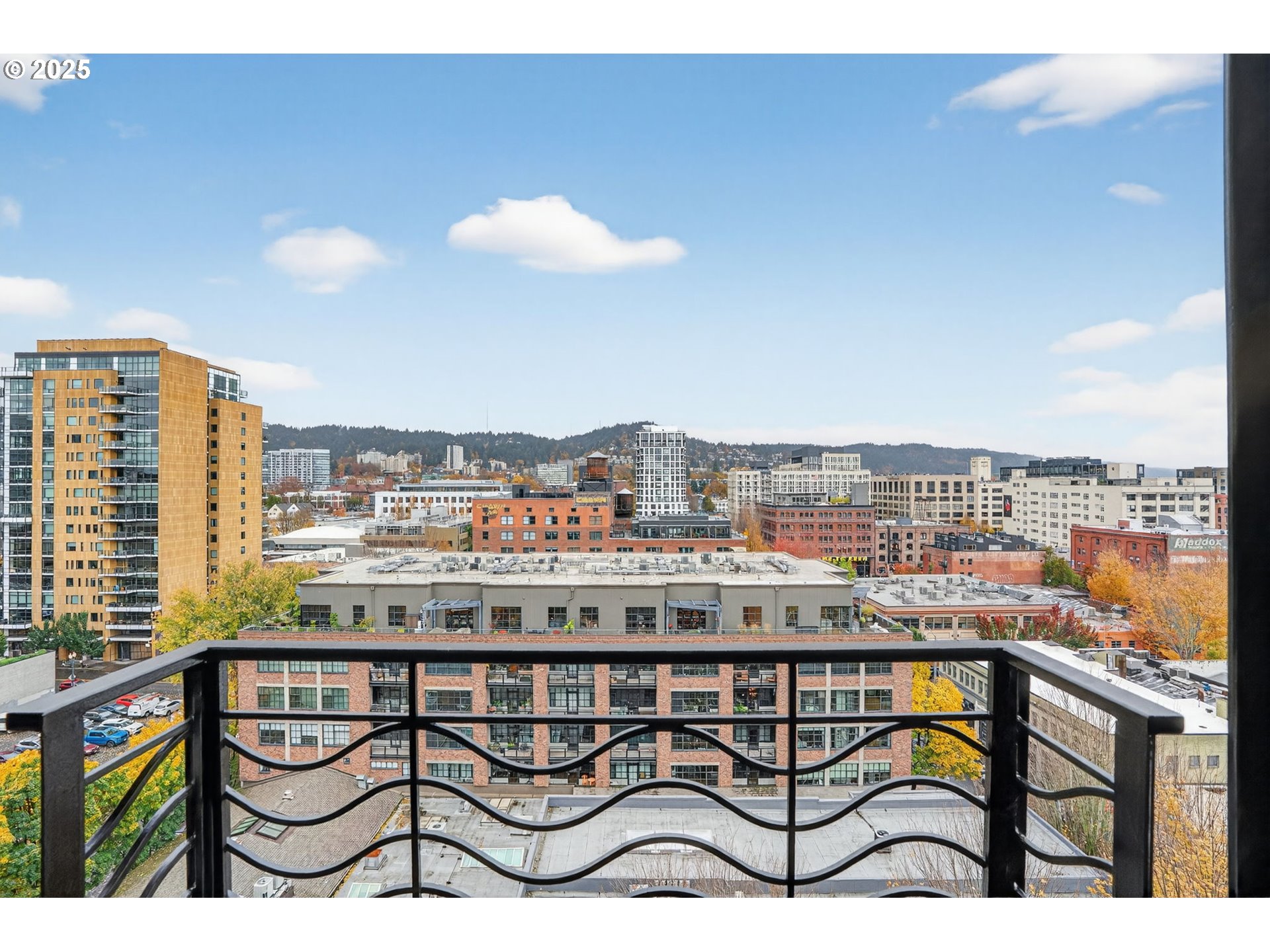 420 NW 11TH AVE 1009