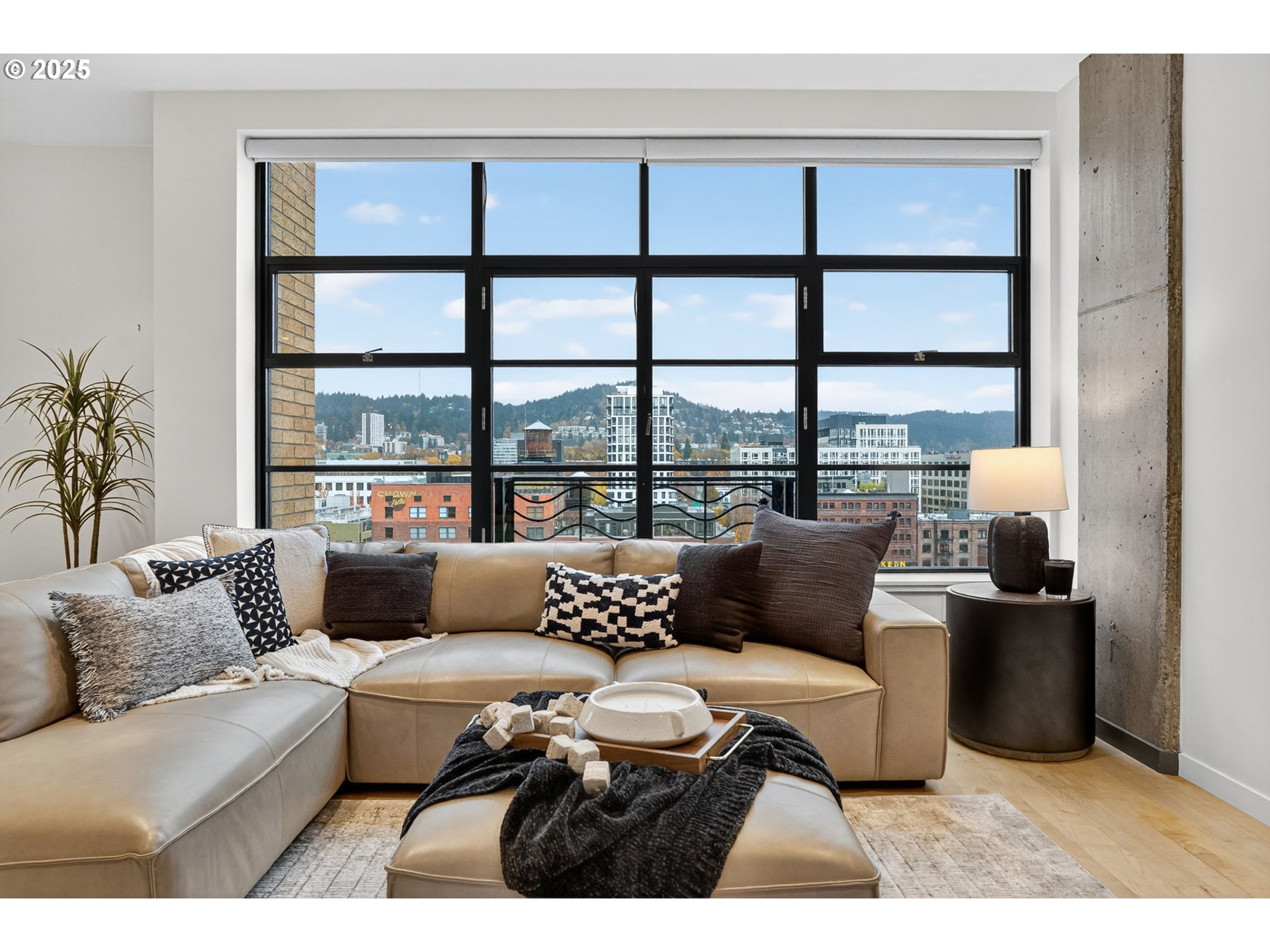 420 NW 11TH AVE 1009