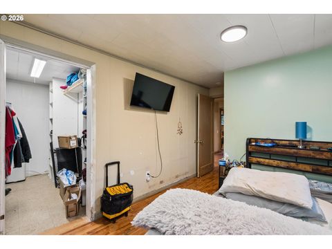 Tiny photo for 47885 W 1st St, Oakridge, OR 97463 (MLS # 125862613)
