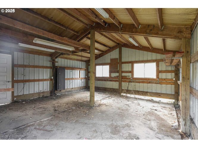 Newberg, Oregon 97132, United States, 2 Bedrooms Bedrooms, ,2 BathroomsBathrooms,Residential,Active,235411