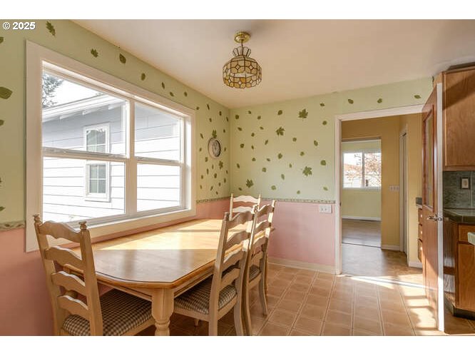 Newberg, Oregon 97132, United States, 2 Bedrooms Bedrooms, ,2 BathroomsBathrooms,Residential,Active,235411