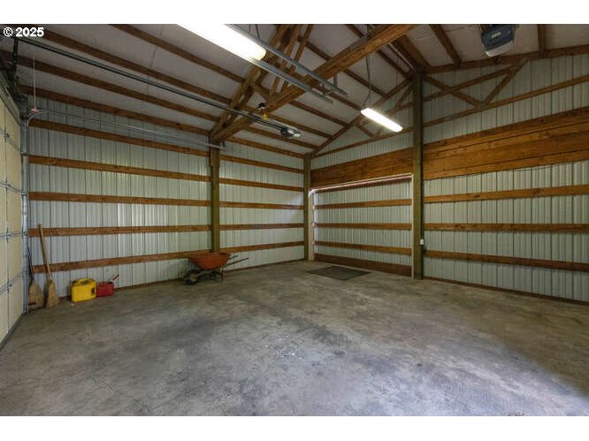 Newberg, Oregon 97132, United States, 2 Bedrooms Bedrooms, ,2 BathroomsBathrooms,Residential,Active,235411