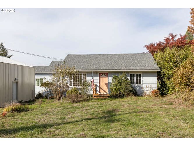 Newberg, Oregon 97132, United States, 2 Bedrooms Bedrooms, ,2 BathroomsBathrooms,Residential,Active,235411