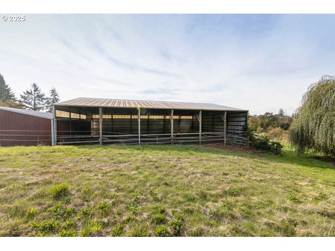 Newberg, Oregon 97132, United States, 2 Bedrooms Bedrooms, ,2 BathroomsBathrooms,Residential,Active,235411