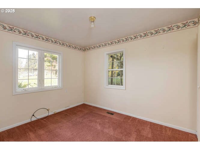 Newberg, Oregon 97132, United States, 2 Bedrooms Bedrooms, ,2 BathroomsBathrooms,Residential,Active,235411