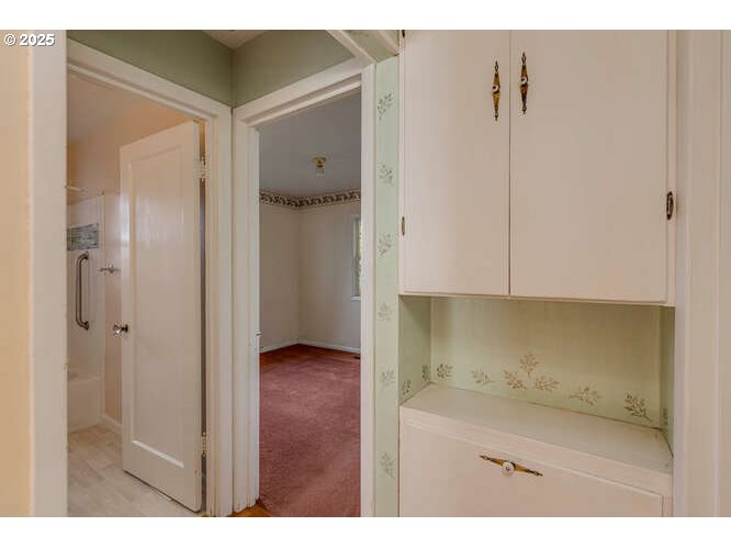 Newberg, Oregon 97132, United States, 2 Bedrooms Bedrooms, ,2 BathroomsBathrooms,Residential,Active,235411