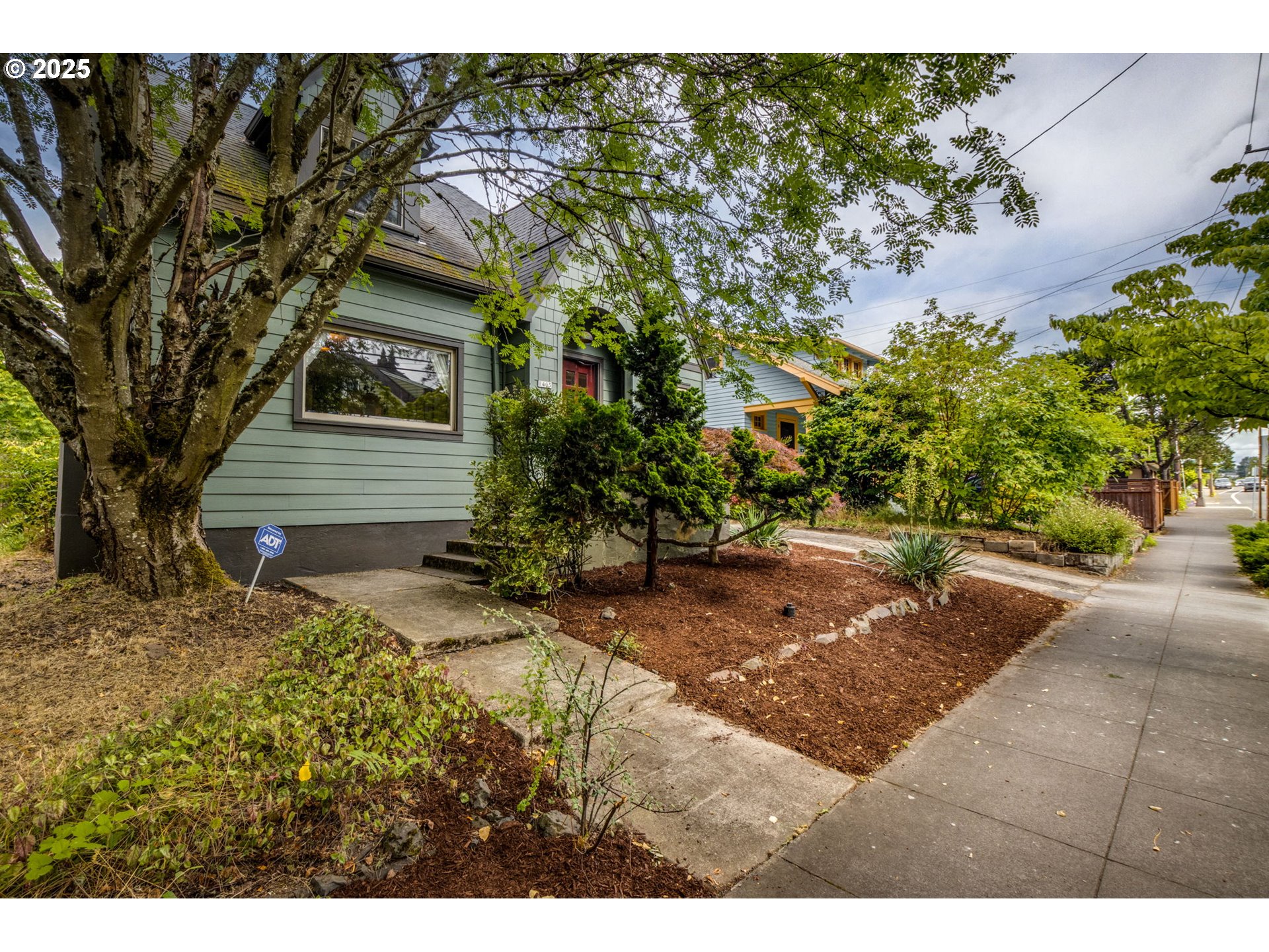 1405 NE 47TH AVE