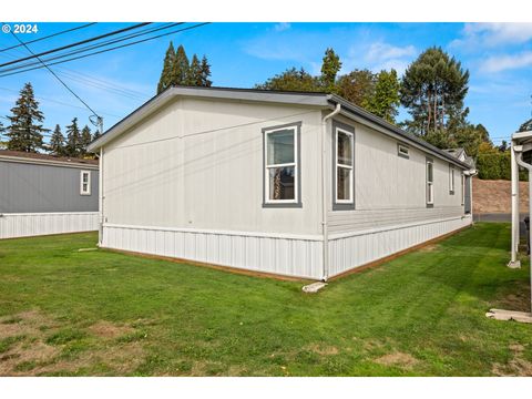 A home in Milwaukie