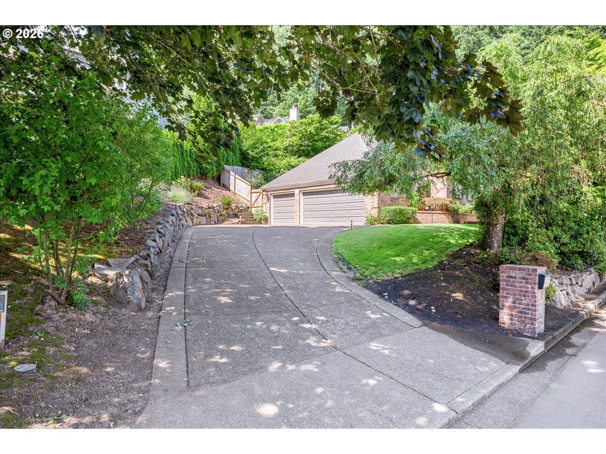 17981 MEADOWLARK LN