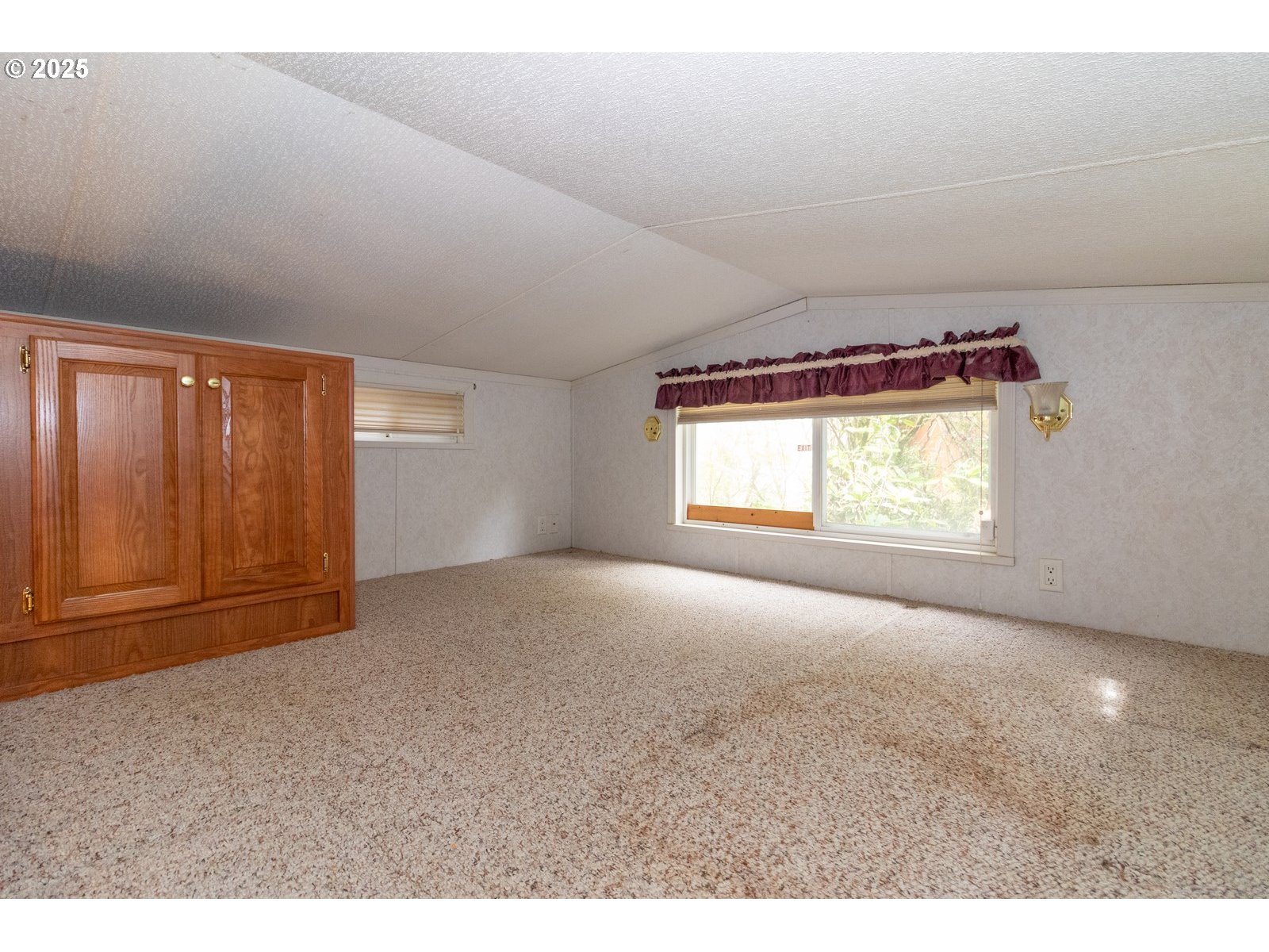 Florence, Oregon 97439, United States, 1 Bedroom Bedrooms, ,1 BathroomBathrooms,Residential,Active,107195