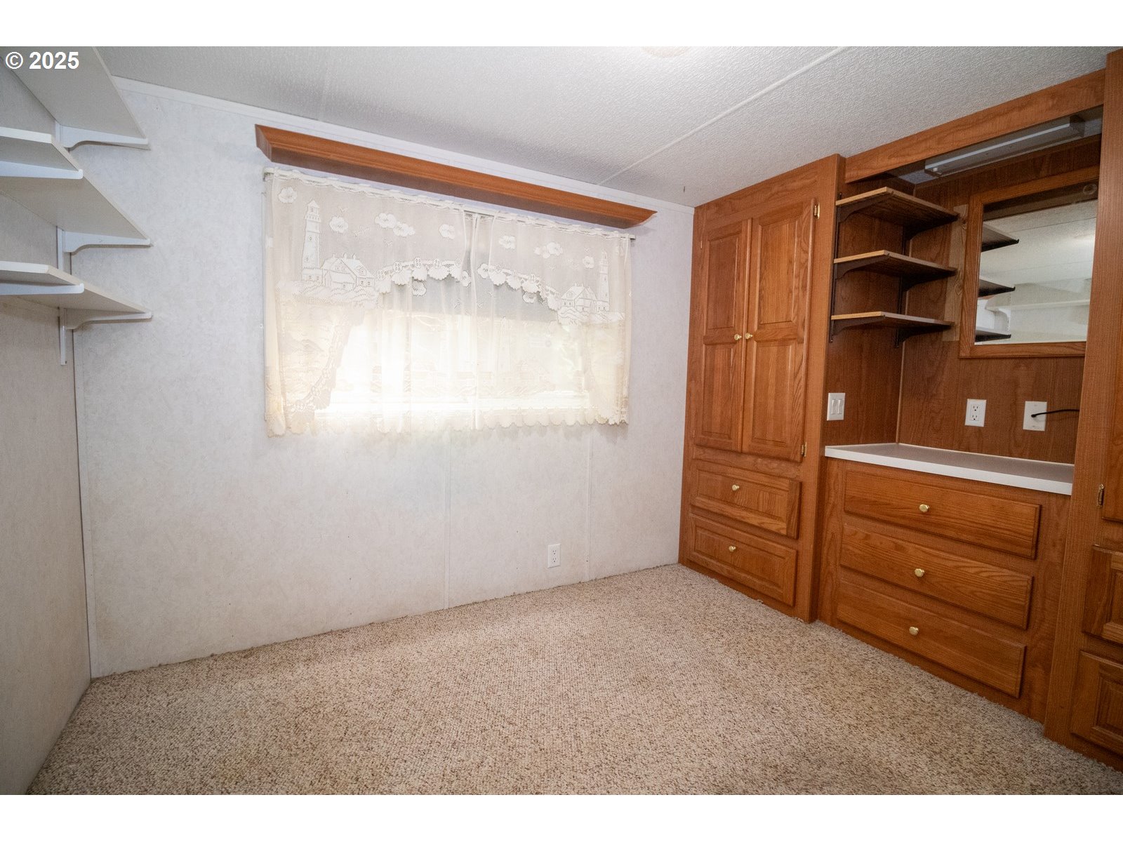 Florence, Oregon 97439, United States, 1 Bedroom Bedrooms, ,1 BathroomBathrooms,Residential,Active,107195