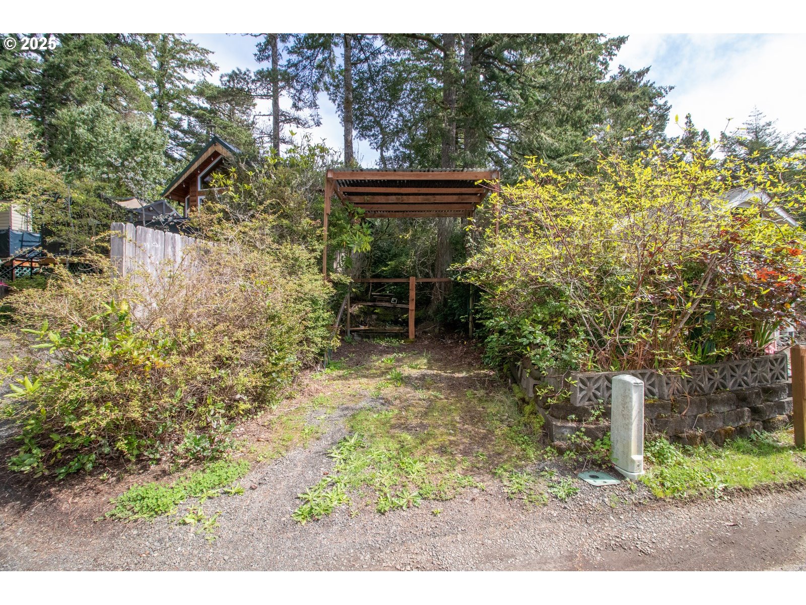 Florence, Oregon 97439, United States, 1 Bedroom Bedrooms, ,1 BathroomBathrooms,Residential,Active,107195